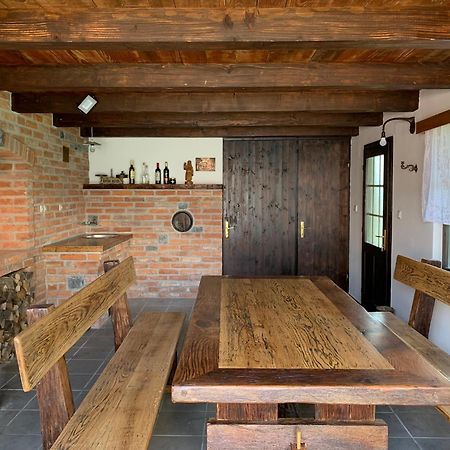 Studio Apartman Lora Lipik エクステリア 写真
