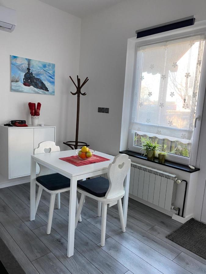 Studio Apartman Lora Lipik エクステリア 写真