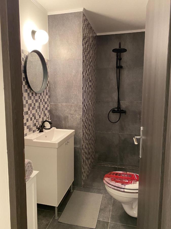 Studio Apartman Lora Lipik エクステリア 写真