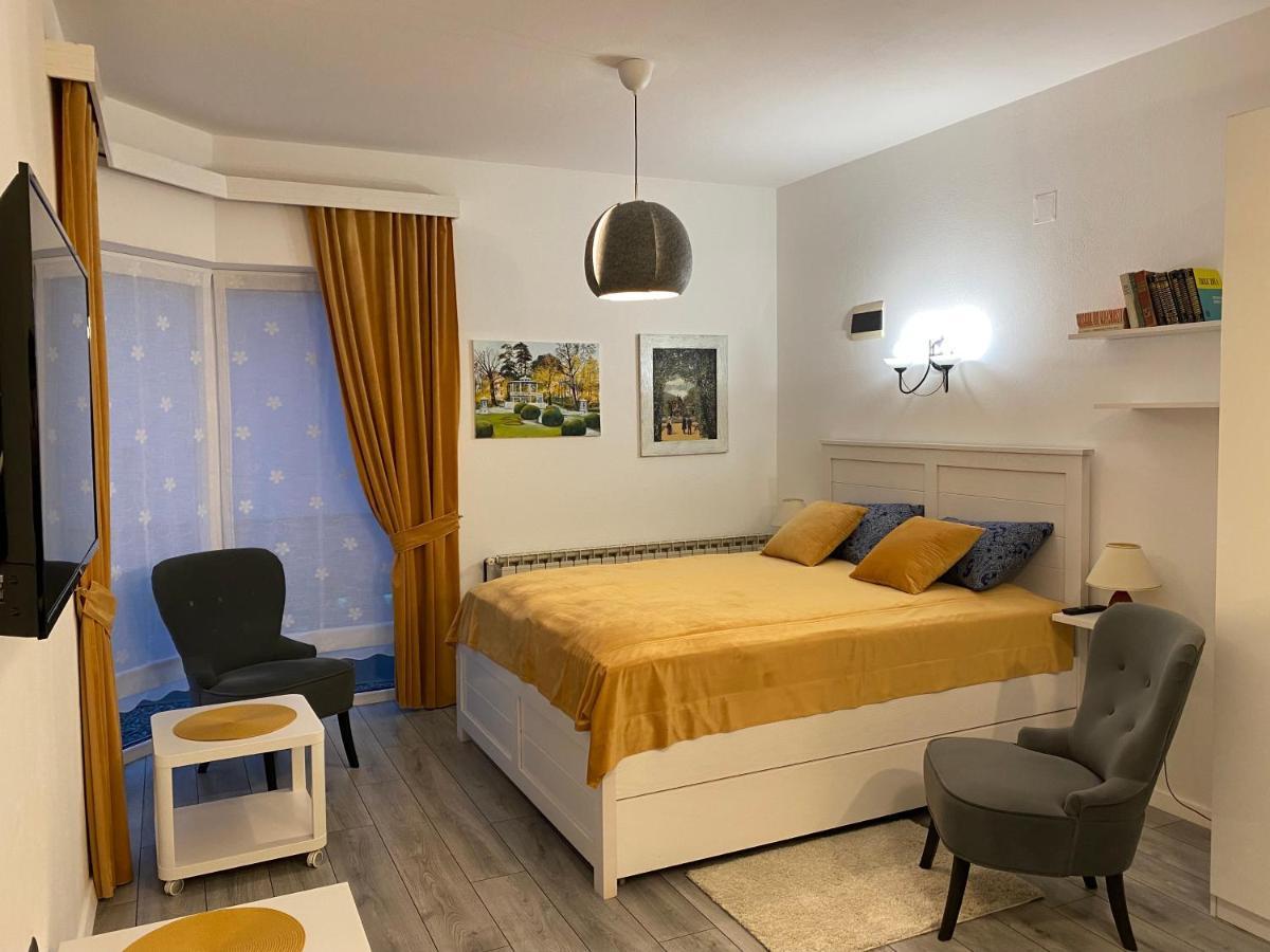 Studio Apartman Lora Lipik エクステリア 写真